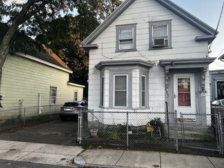 150 W 6th St, Lowell, MA 01850