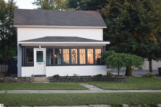 116 E Bremer St, Cadillac, MI 49601