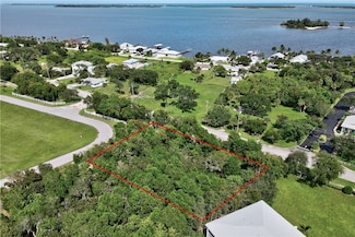 7705 Grand Oak Cir, Roseland, FL 32958
