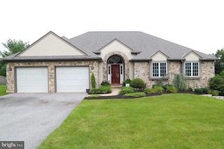 37 Rosewood Dr, Leola, PA 17540