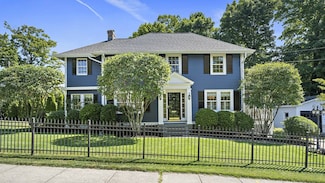 4 Avondale Rd, Newton Center, MA 02459