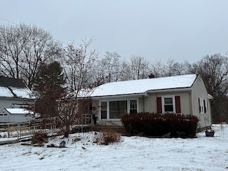 551 Lafleur Dr, Chicopee, MA 01013