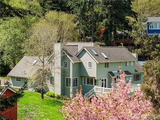 8484 NE County Park Rd, Bainbridge Island, WA 98110