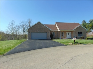 5 William Penn St, Uniontown, PA 15401