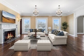 370 Beacon St Unit 3, Boston, MA 02116