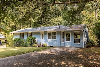 2849 Crescendo Dr NW, Atlanta, GA 30318