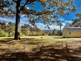 713 Bradley Ave, Lafayette, GA 30728