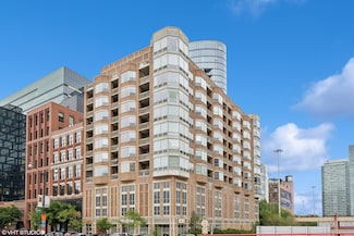 720 W Randolph St Unit 707, Chicago, IL 60661