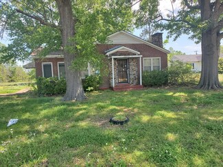 334 S 21st St, West Memphis, AR 72301