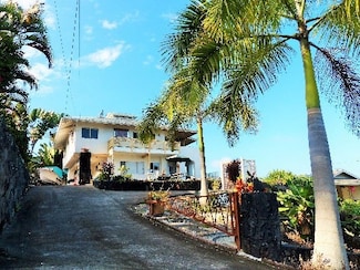 81-902 Halekii St, Kealakekua, HI 96750