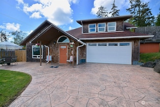 1001 N Montesano St, Westport, WA 98595