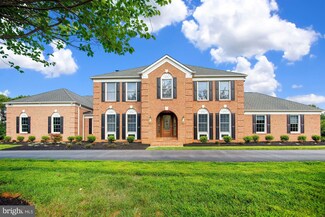 13738 Lakeside Dr, Clarksville, MD 21029