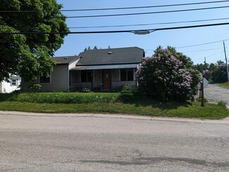 696 W Portage St, Saint Ignace, MI 49781