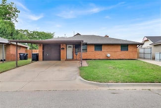 649 NW 1st St, Moore, OK 73160