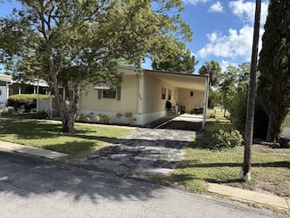 339 Foggy Ln, Port Orange, FL 32129