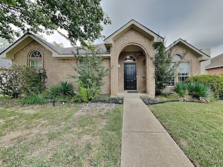 12619 Summer Hill Dr, Balch Springs, TX 75180
