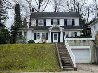 684 Chestnut St, Meadville, PA 16335