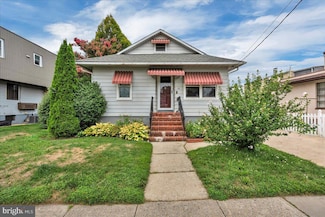 10 S Chestnut Ave, Maple Shade, NJ 08052