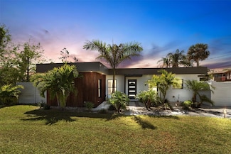 106 Playmore Dr, Venice, FL 34293