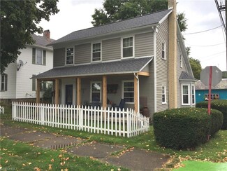 122 W Main St, Gnadenhutten, OH 44629