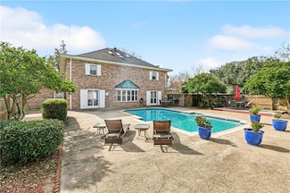 1913 Bayou Rd, Saint Bernard, LA 70085