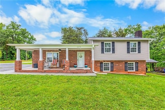 2575 Wood Valley Rd, Winston Salem, NC 27106