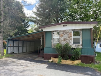 3553 Bleachery Place, Chadwicks, NY 13319