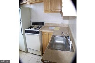 2829 Brighton St, Baltimore, MD 21216