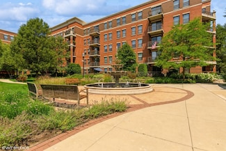 2335 W Belle Plaine Ave Unit 109, Chicago, IL 60618