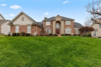 9386 Caddyshack Cir, Saint Louis, MO 63127