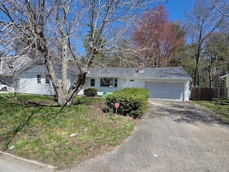 39 Gail St, Winooski, VT 05404