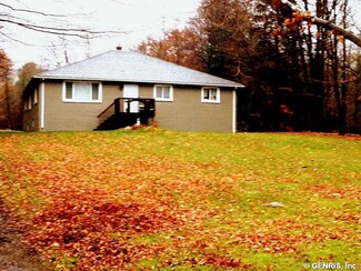 10707 Davis Rd, Fillmore, NY 14735