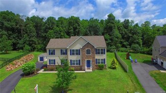1015 Victor Dr, East Greenville, PA 18041
