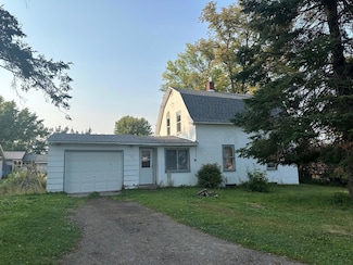 136 Superior Ave, Randall, MN 56475
