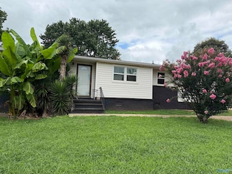 372 Clutts Rd, Harvest, AL 35749