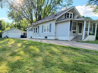 731 Washington Ave, Dixon, IL 61021