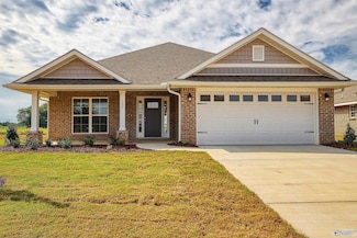 180 Abercorn Dr, Madison, AL 35756