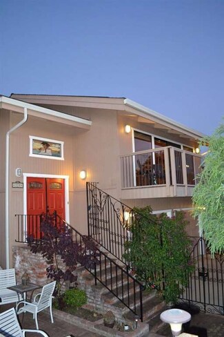 110 Valencia Ave, Aptos, CA 95003