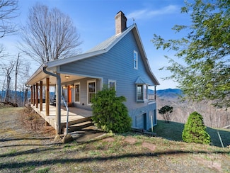 20 Claw Ct, Bakersville, NC 28705