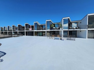 520 S Peninsula Ave Unit 2C6, New Smyrna Beach, FL 32169