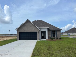 7769 Claymont Cir, Ocean Springs, MS 39564
