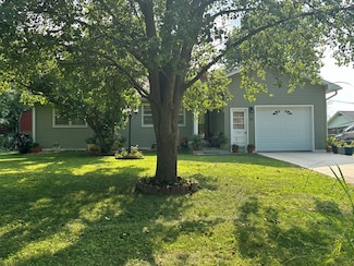 9 Catalina, Kirksville, MO 63501