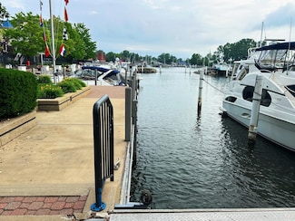 312 Water St Unit Slip 11, Saint Joseph, MI 49085