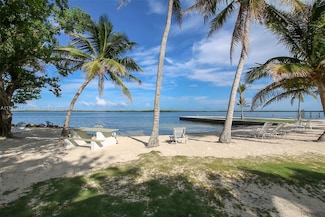 16 Jewfish Ave, Key Largo, FL 33037