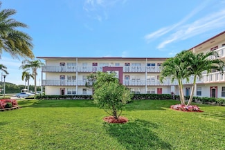 536 Fanshaw M, Boca Raton, FL 33434