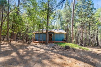 30570 Sleepy Hollow Dr, Shingletown, CA 96088