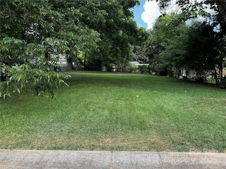 1010 Lomond Ave, Charlotte, NC 28206