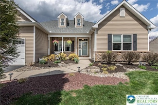 2710 Monacacy Rd, Nazareth, PA 18064