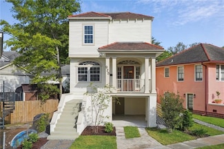 925 Picheloup Place, New Orleans, LA 70119