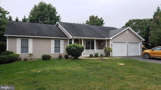 108 Finch Ln, Falling Waters, WV 25419